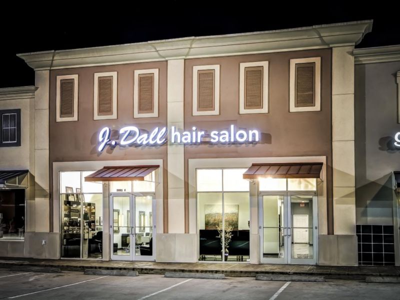 Justin Dall Hair Salon
 1