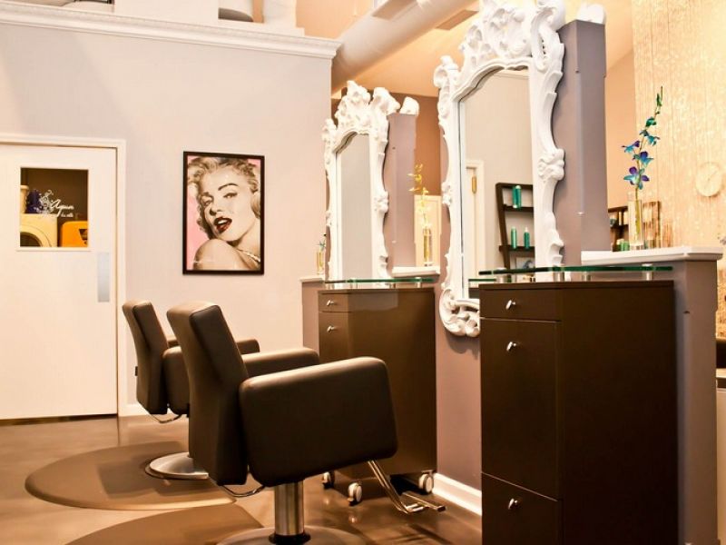 Aqua Hair Studio
 1